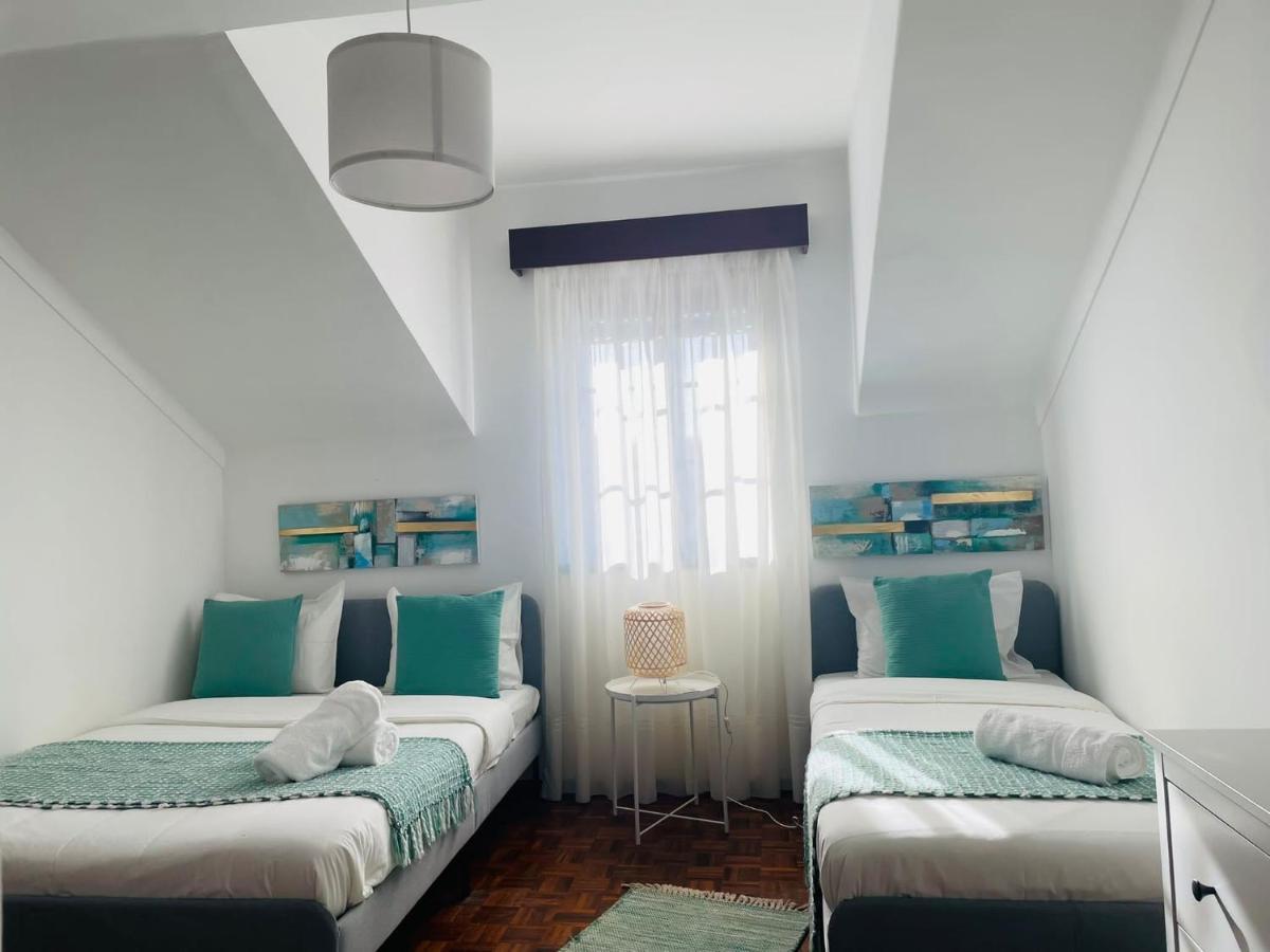 Besugo'S House Rooms & Apartment Nazare Exterior photo