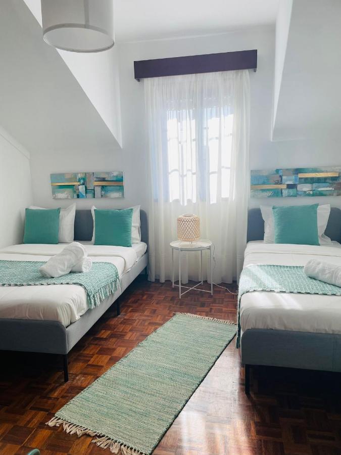 Besugo'S House Rooms & Apartment Nazare Exterior photo